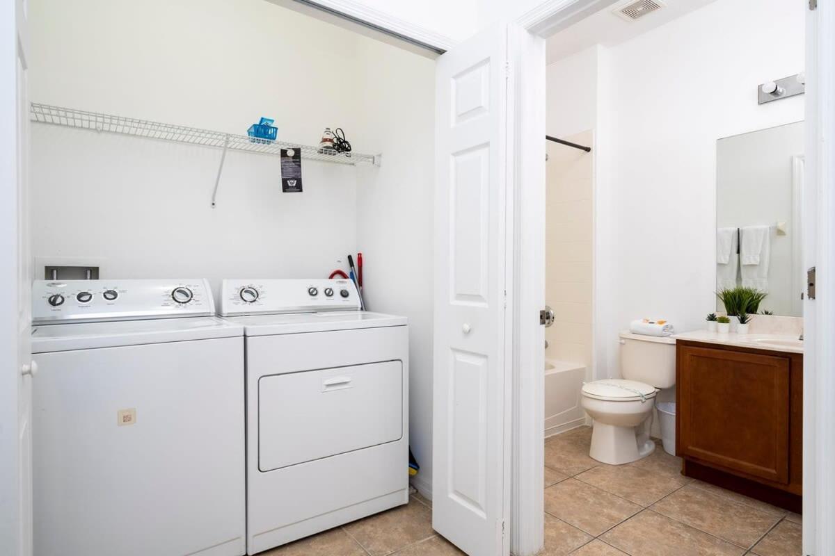 Four Bedroom W/ Screened Pool Close To Disney 4572 Kissimmee Exterior photo
